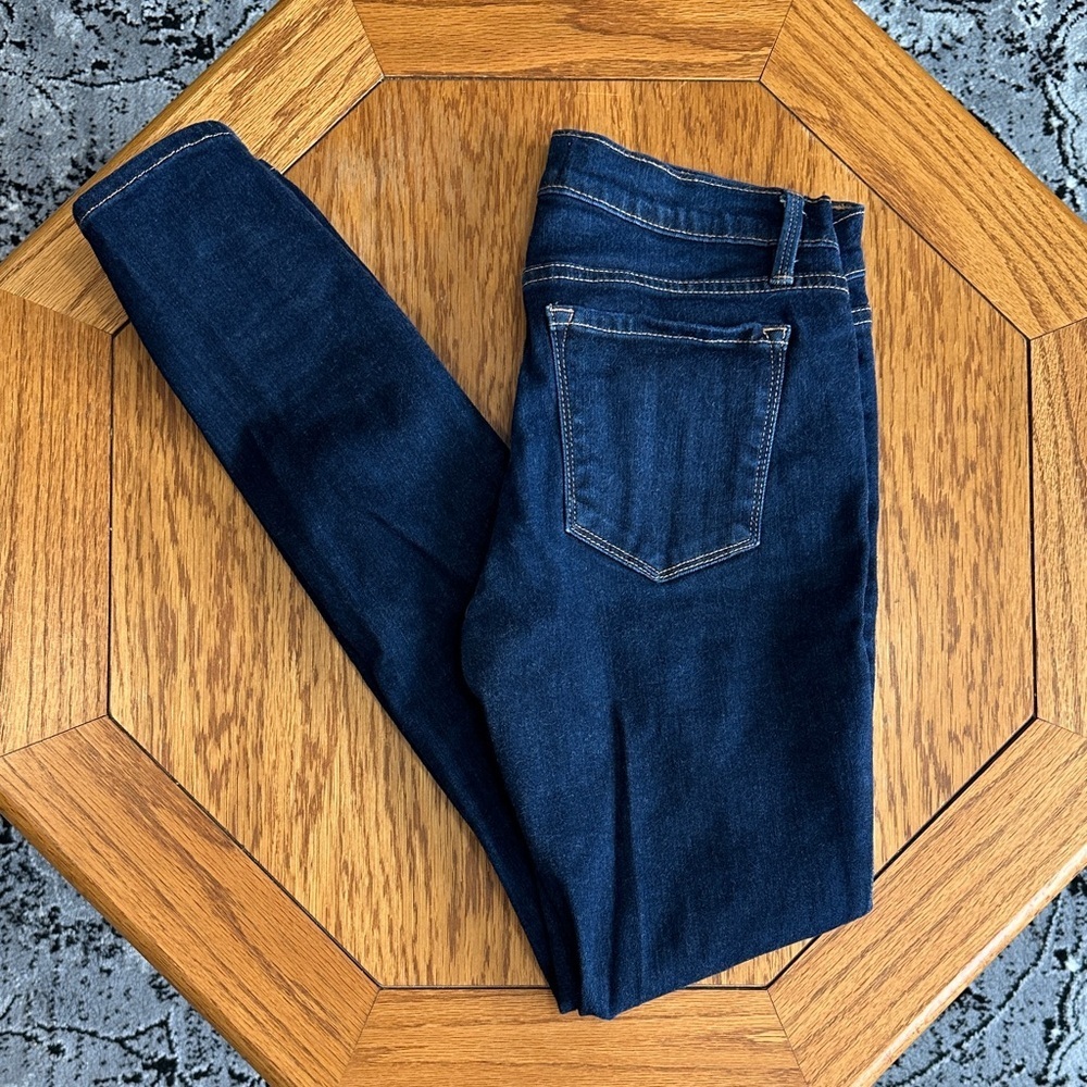 *FRAME* Dark Wash Denim Le Skinny De Jeanne Jeans Size 27